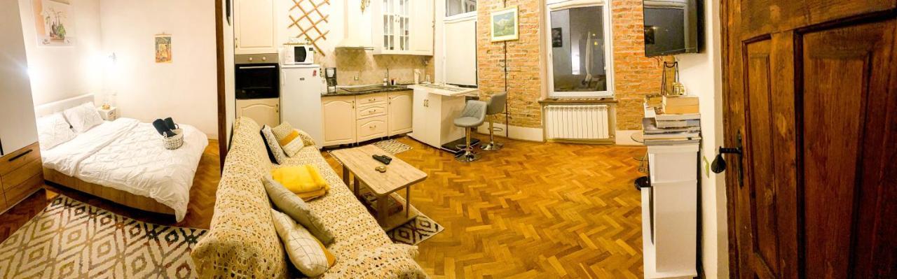 Charm Old Town Studio Braşov Extérieur photo